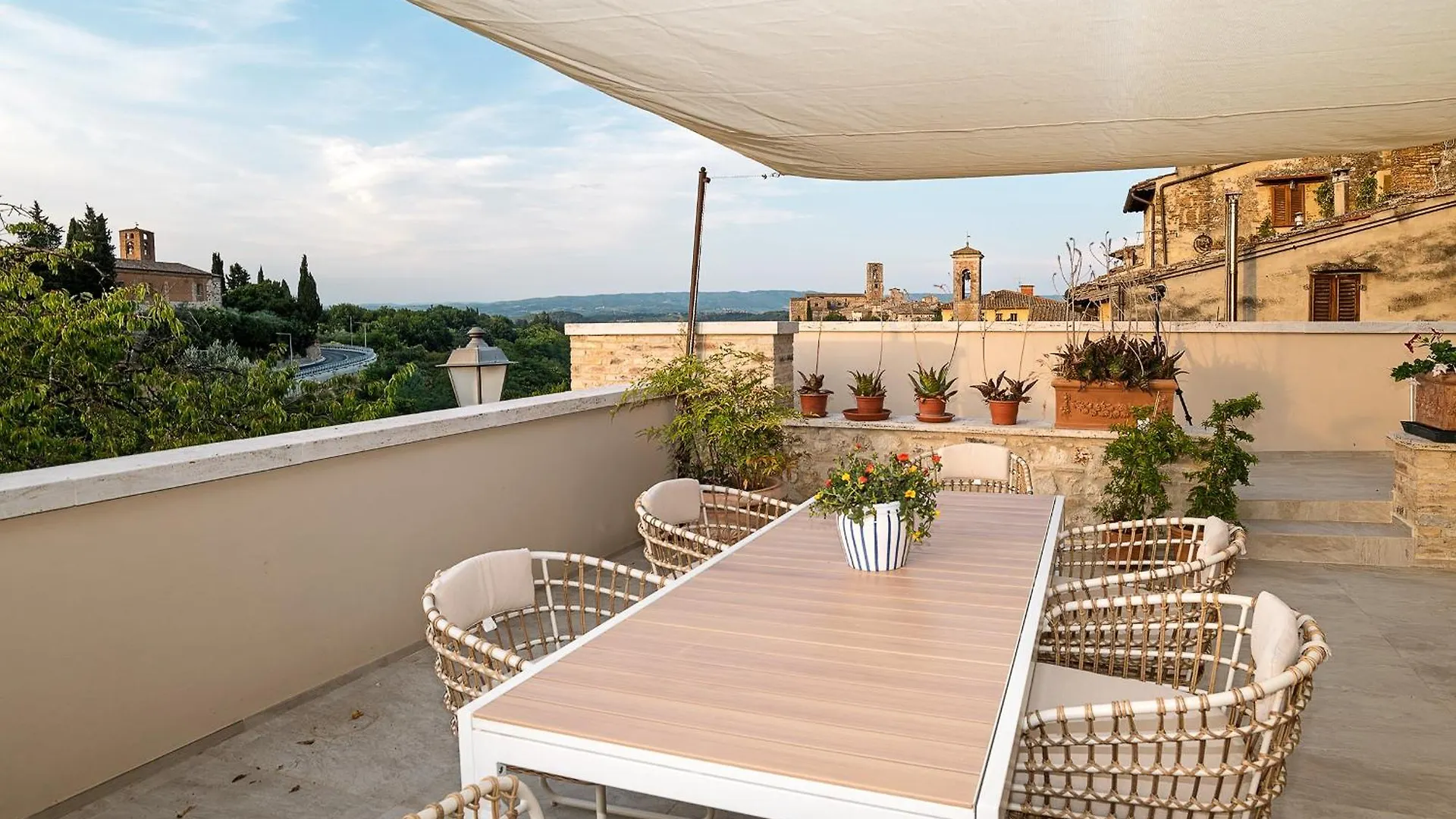 Apartamento La Casa Del Poeta Colle di Val d'Elsa 0*,  Italia